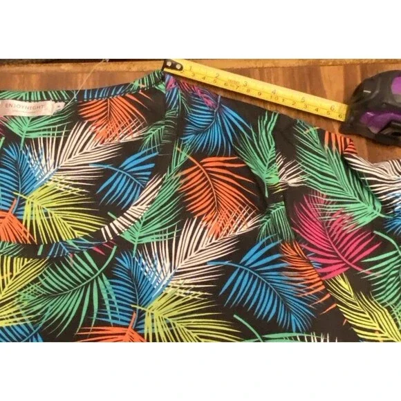 Women's ENJOYNIGHT Sleepwear Gown Size XL  NWT Palm Leaves Colorful Short Sleeve - Picture 12 of 12